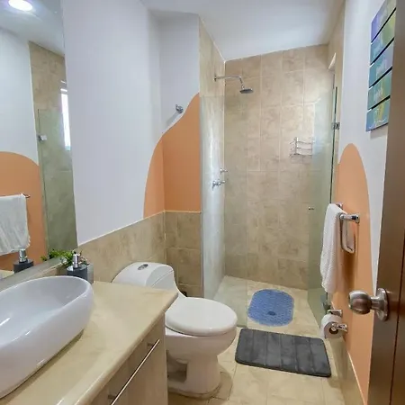 Amplio Apartamento Cerca De Todo
