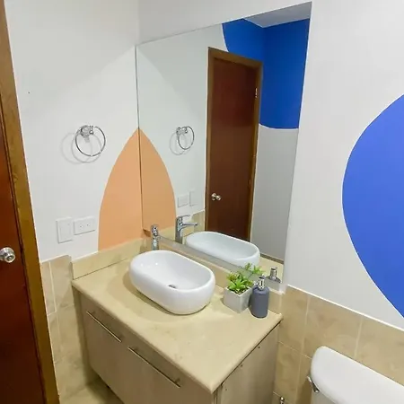 Amplio Apartamento Cerca De Todo Apartment