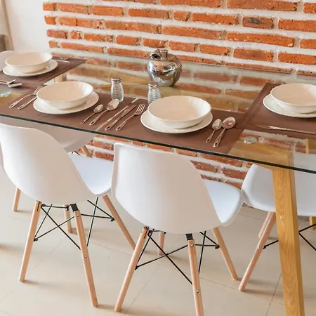 Amplio Apartamento Cerca De Todo Apartment *