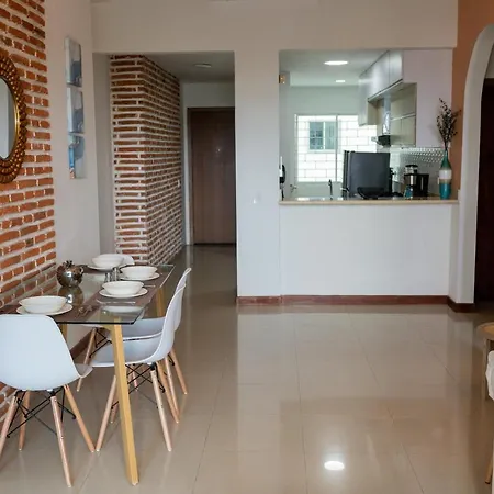 Amplio Apartamento Cerca De Todo *